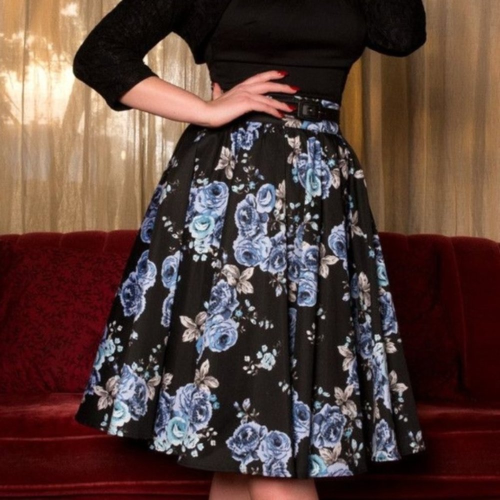 Pinup Girl Clothing Circle Skirt Blue Roses, Size S